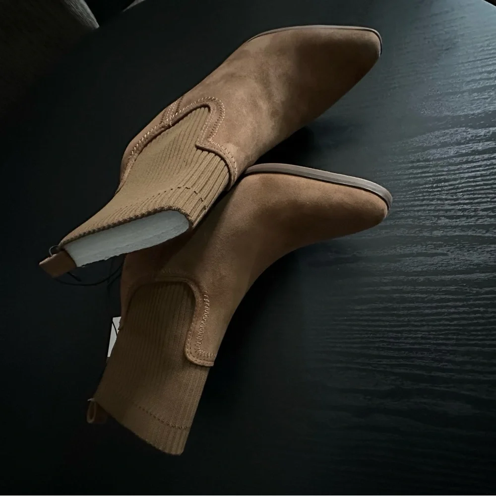 KINLEY BOOTS - Picture 4 of 5